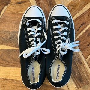 Gently Used Men’s Black Low Top Converse Size 15